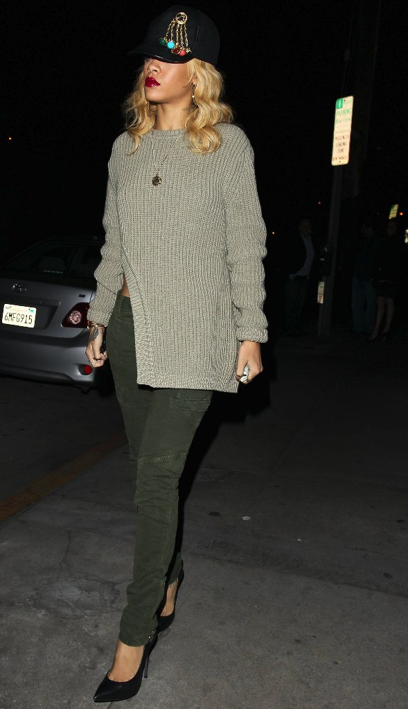 Rihanna (part 2) Rihanna (part 2)